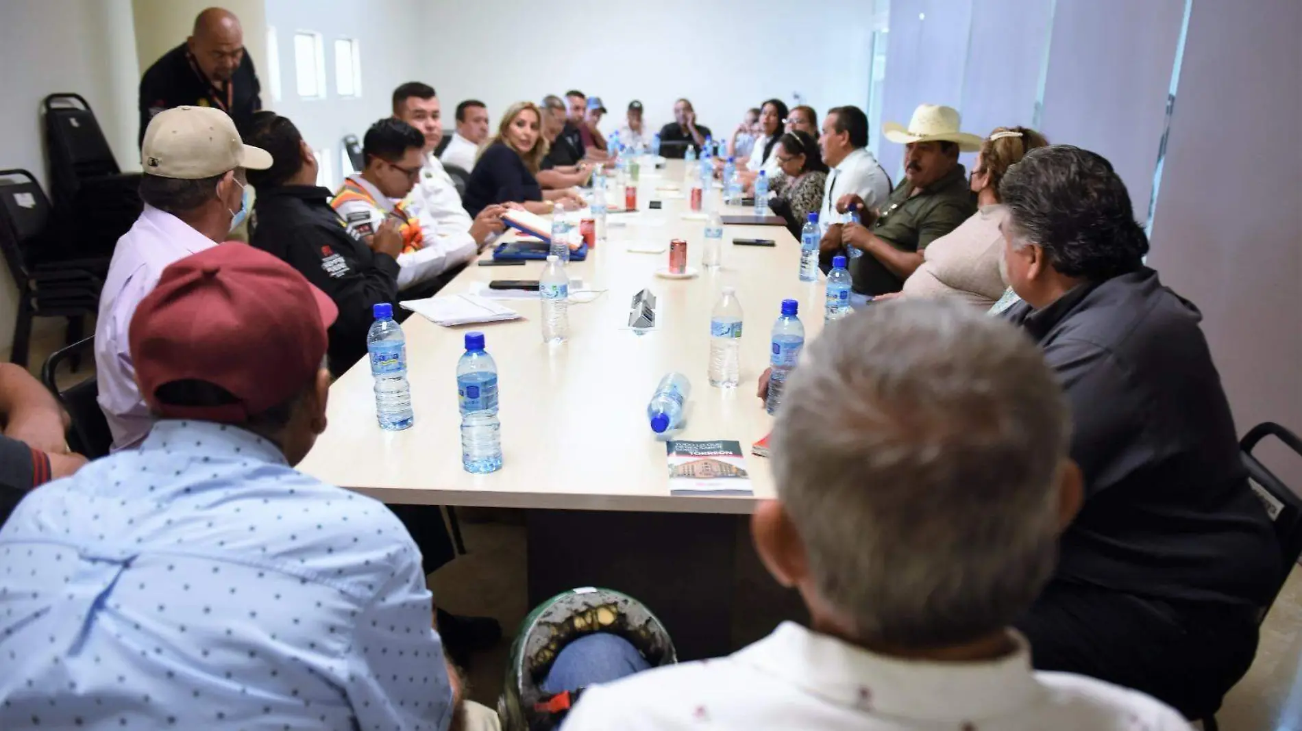 Autoridades municipales se reunieron con los organizadores de las próximas celebraciones de aniversarios ejidales